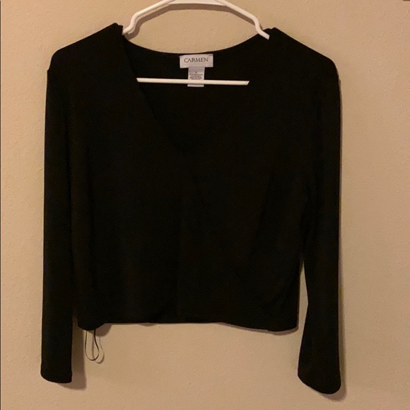 Black top - Picture 1 of 1